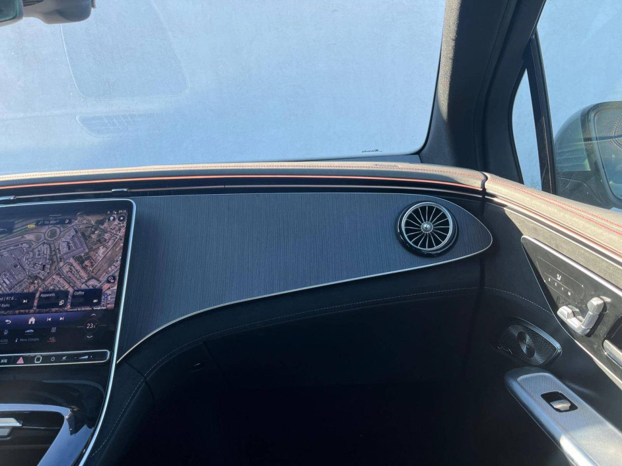 Photo du v&eacute;hicule 15 / 18