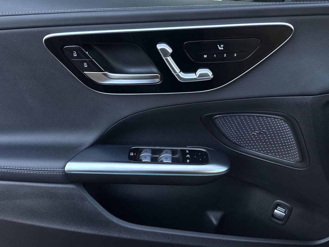 Zdj&eogon;cie pojazdu 20 / 23