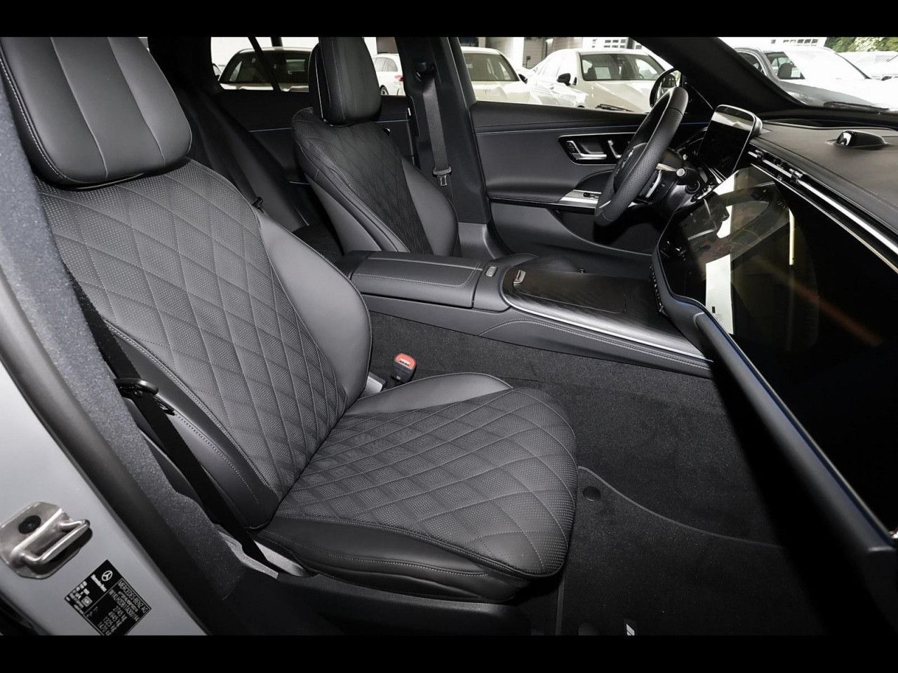 Mercedes-Benz E-Klasse – Bild 4