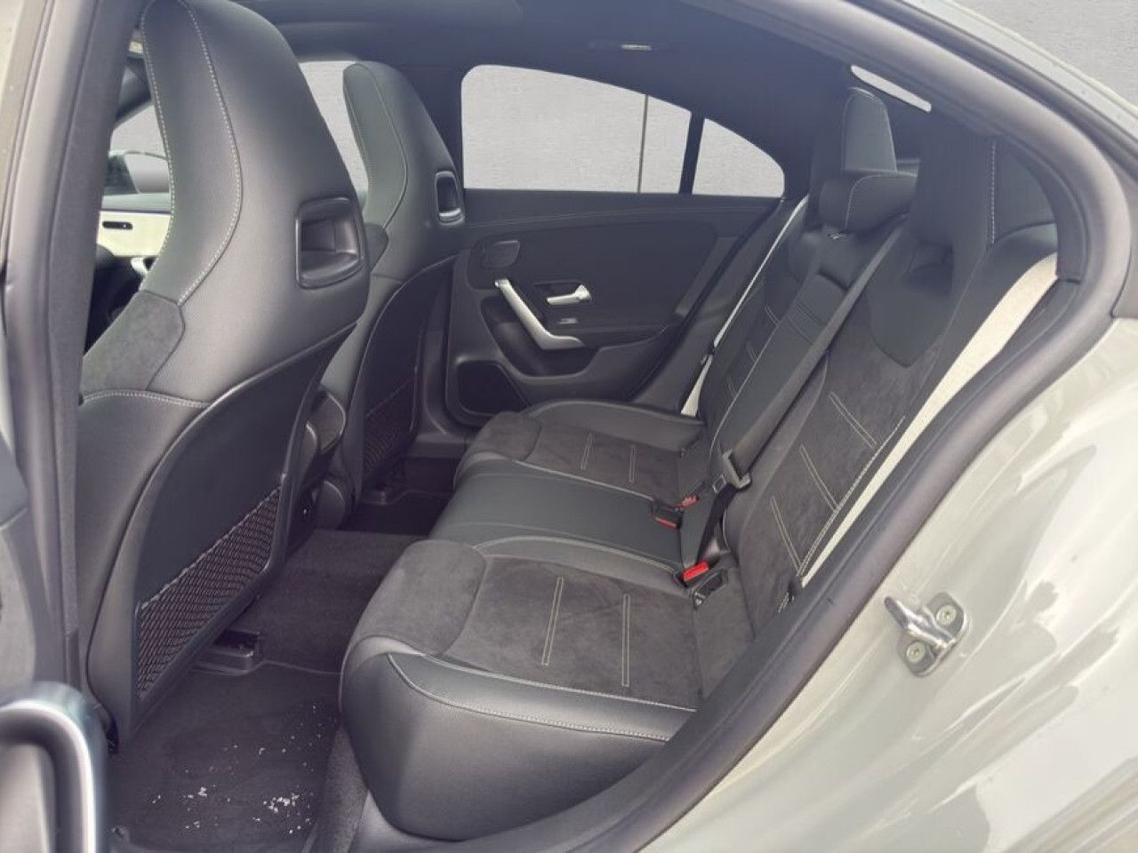 Fahrzeugbild 18 / 25