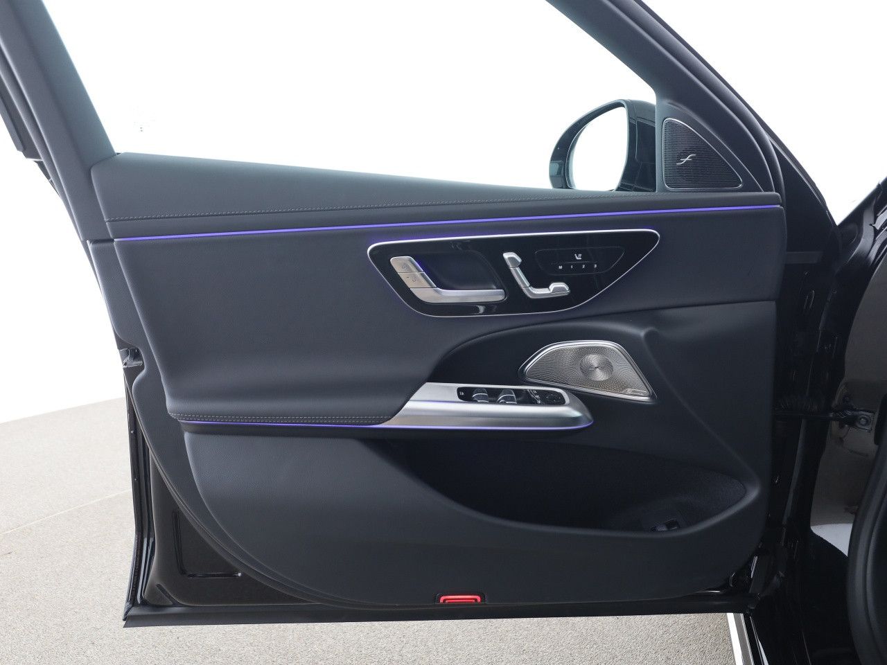 Mercedes-Benz E-Klasse – Bild 12