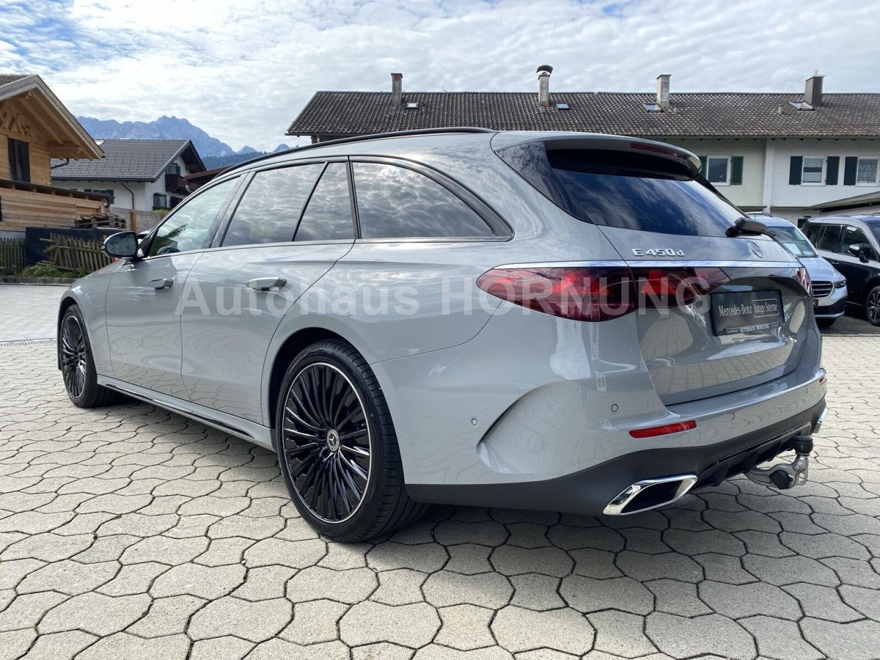 Mercedes-Benz E-Klasse – Bild 10