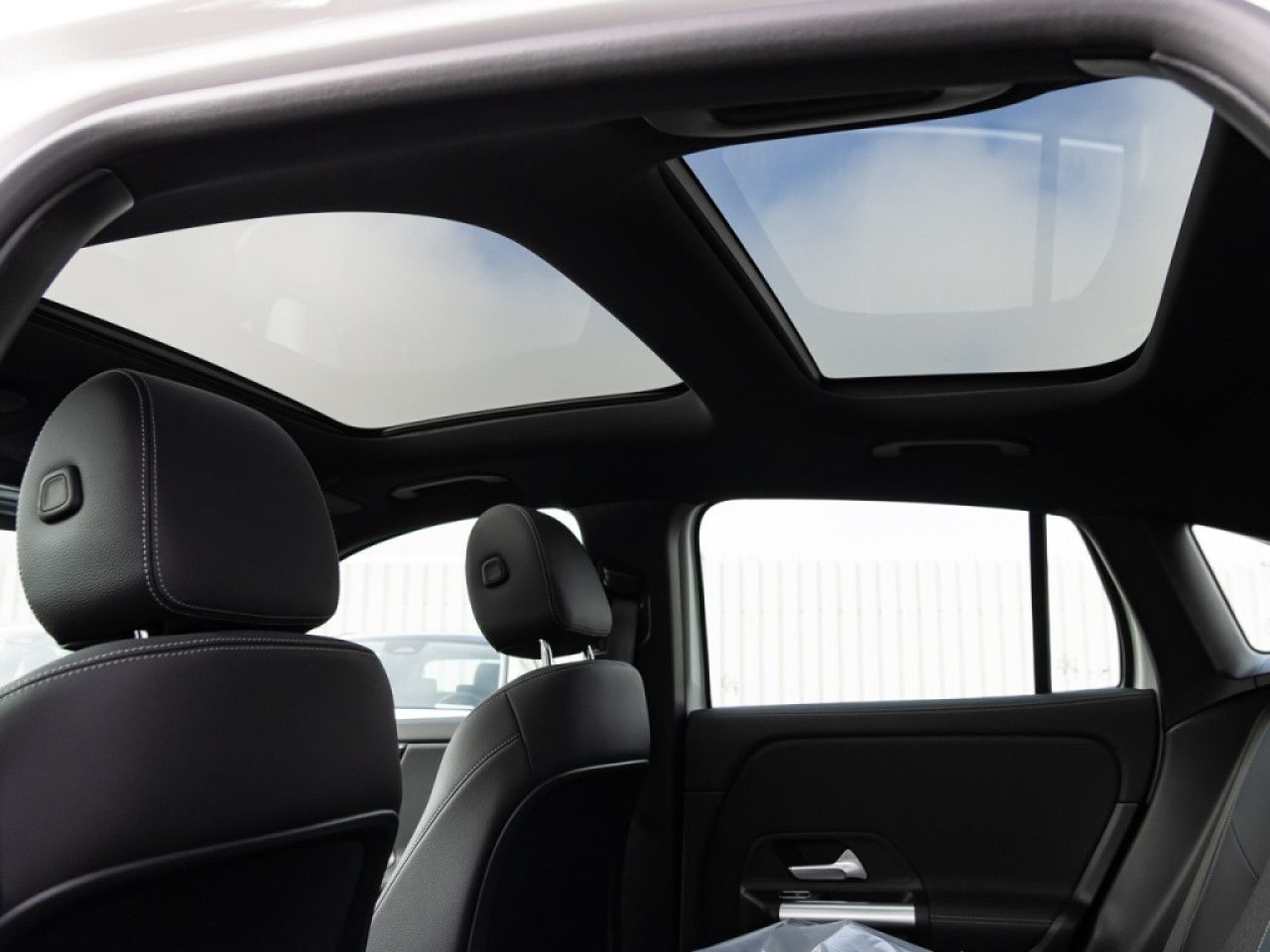 Fahrzeugbild 14 / 19