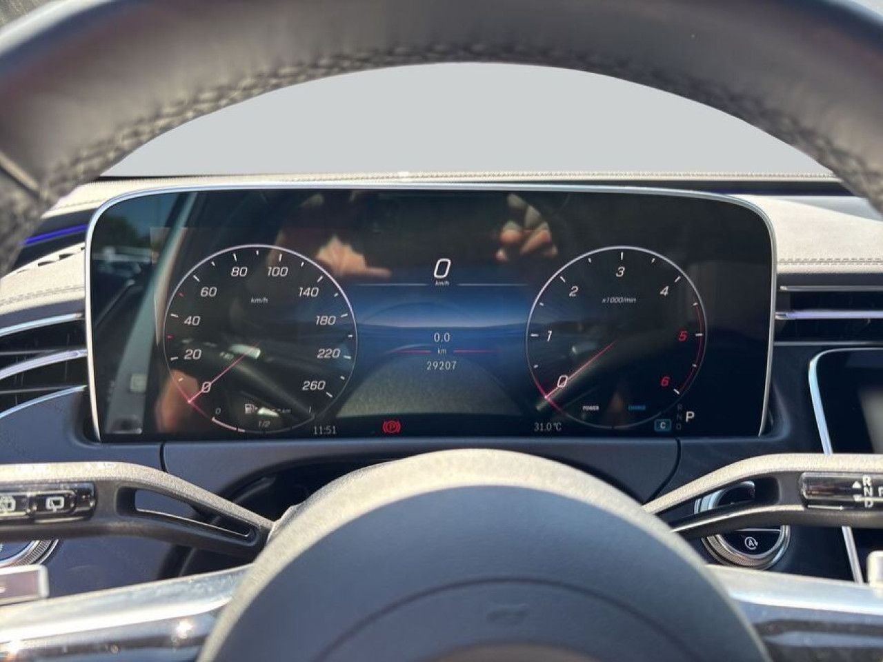 Mercedes-Benz E-Klasse – Bild 18