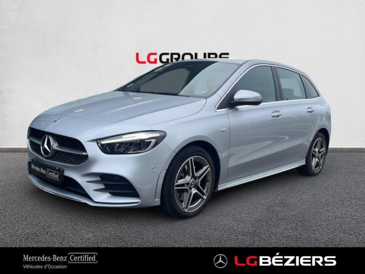 Photo du v&eacute;hicule 1 / 18