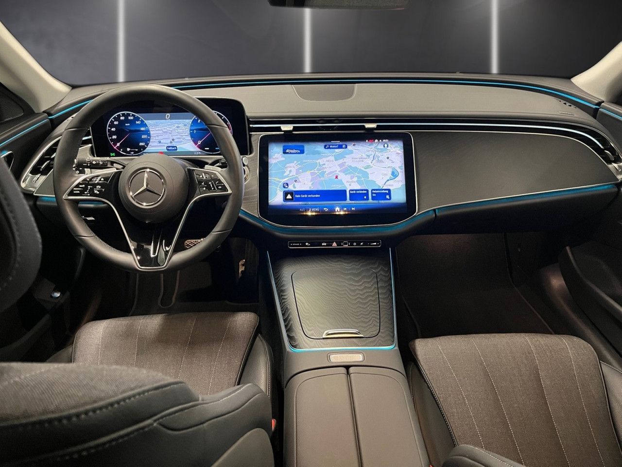 Mercedes-Benz E-Klasse – Bild 13