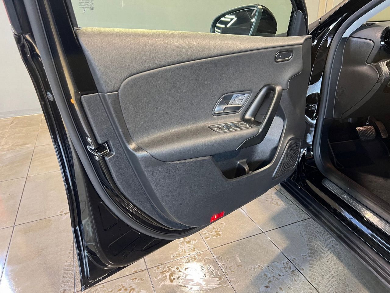 Mercedes-Benz A-Klasse – Bild 8