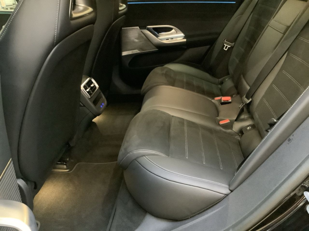 Mercedes-Benz C-Klasse – Bild 13