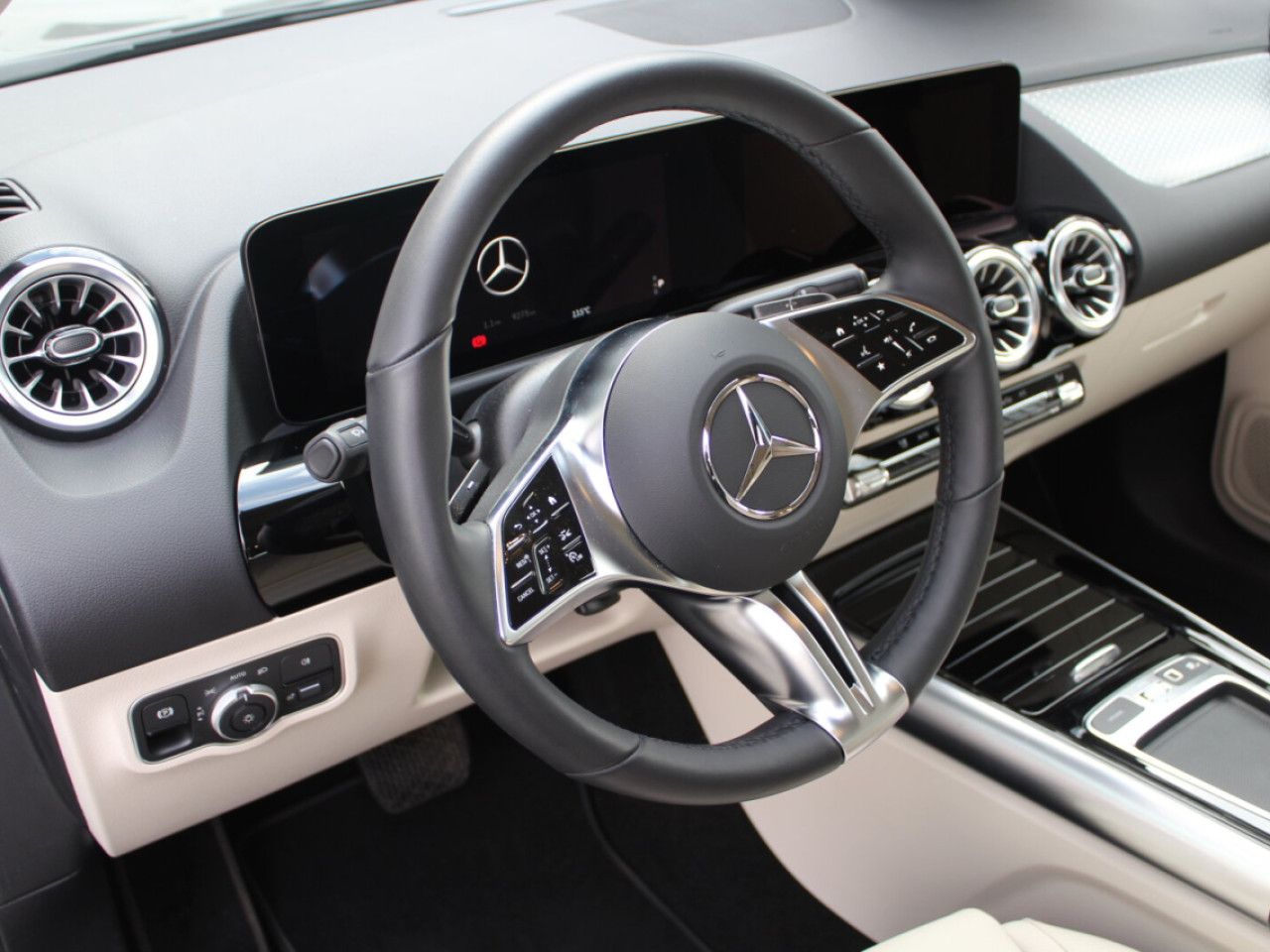 Fahrzeugbild 11 / 20