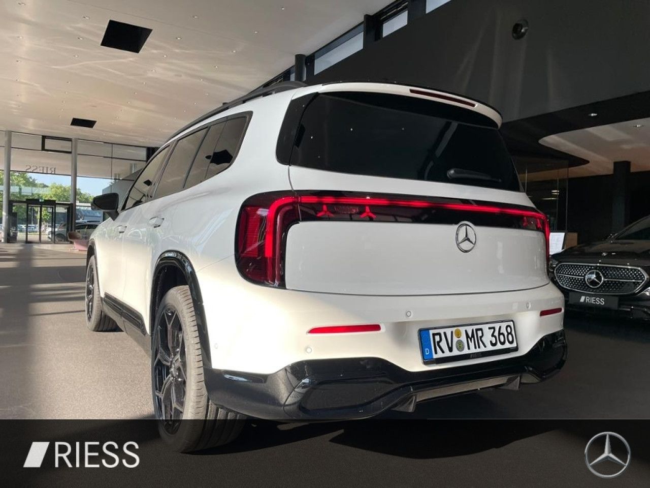 Mercedes-Benz GLB – Bild 18