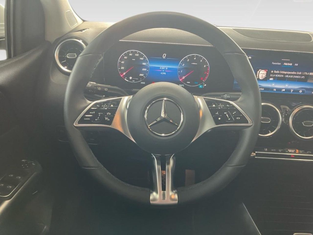 Fahrzeugbild 11 / 22