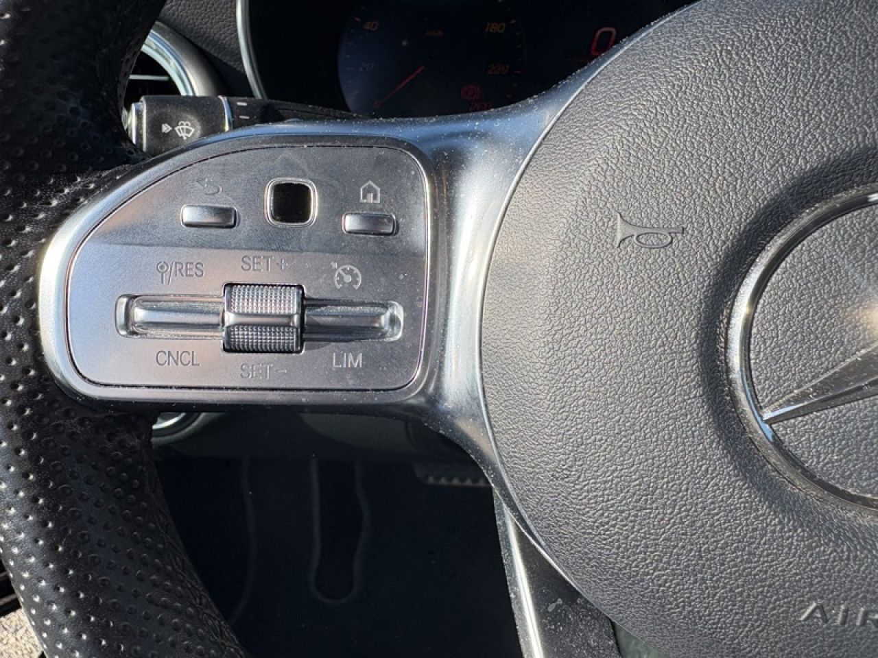 Photo du v&eacute;hicule 16 / 18