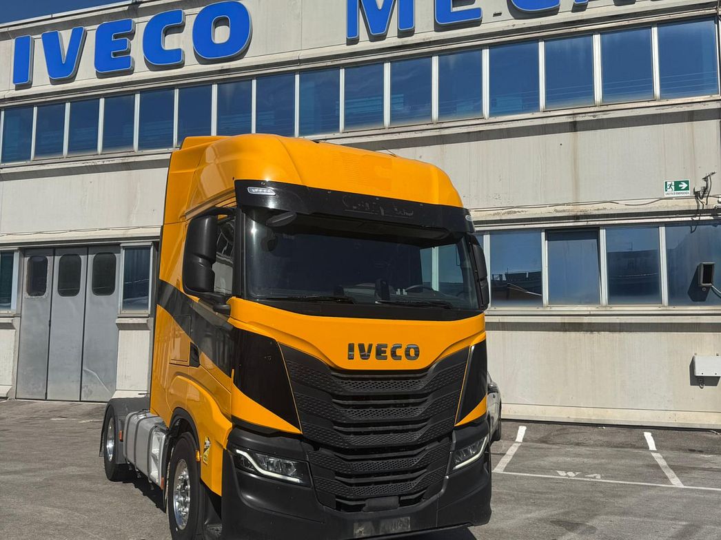 IVECO | S-WAY AS440S53 TP