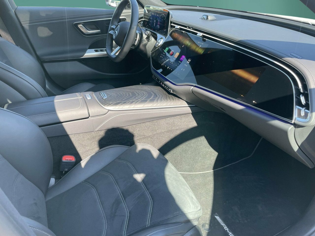 Mercedes-Benz E-Klasse – Bild 12