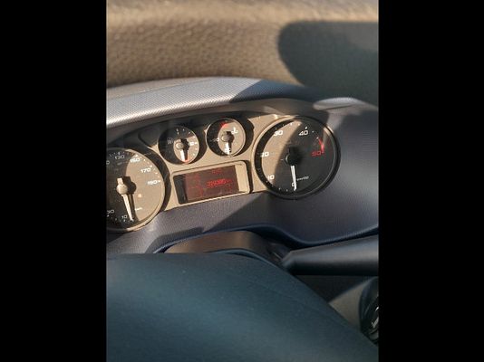 Vehicle image 13 / 20