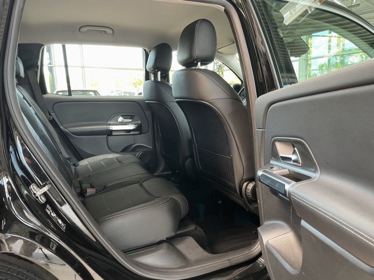 Mercedes-Benz GLB – Bild 9