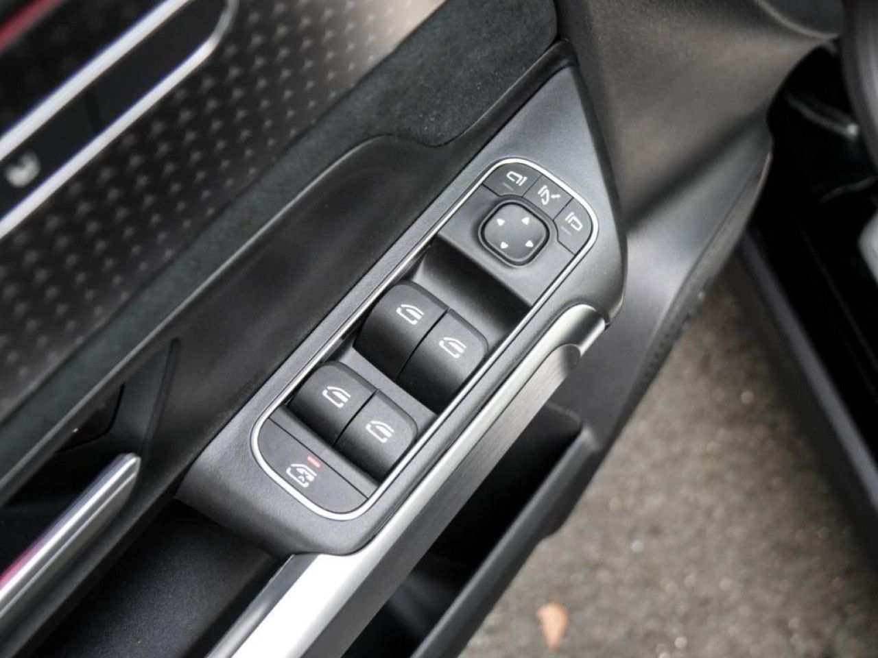 Mercedes-Benz GLB – Bild 15