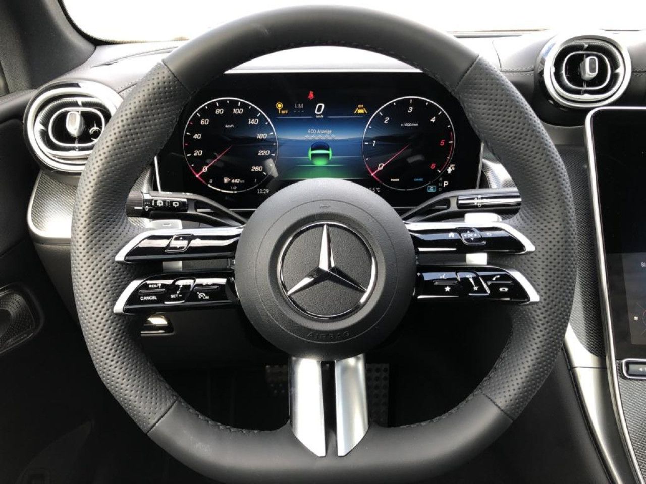 Mercedes-Benz GLC – Bild 10