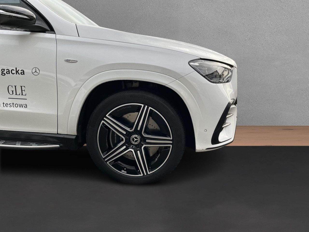 Zdjęcie pojazdu 9 / 18