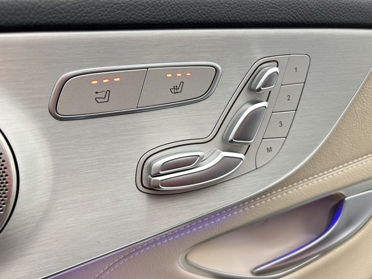 Photo du véhicule 18 / 18