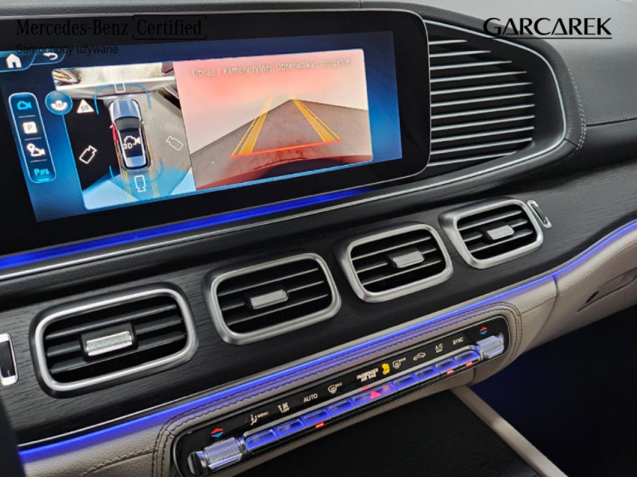 Zdjęcie pojazdu 22 / 28