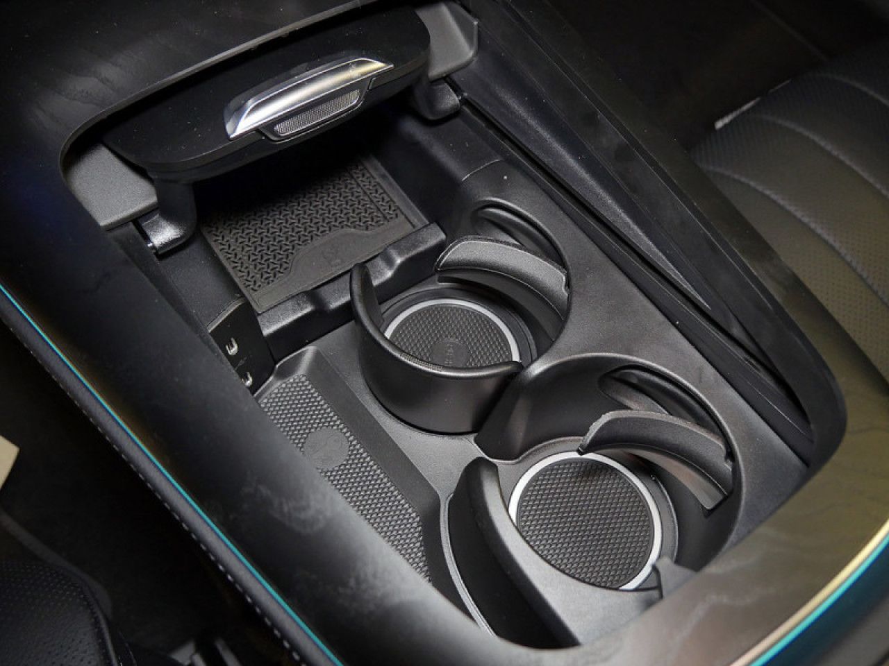 Mercedes-Benz E-Klasse – Bild 19