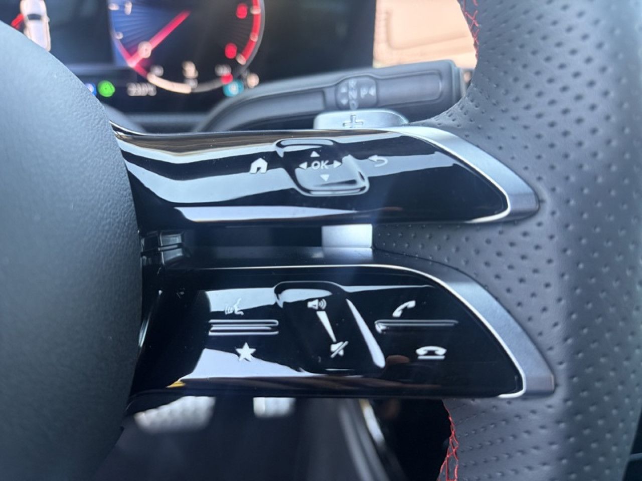 Photo du v&eacute;hicule 15 / 18