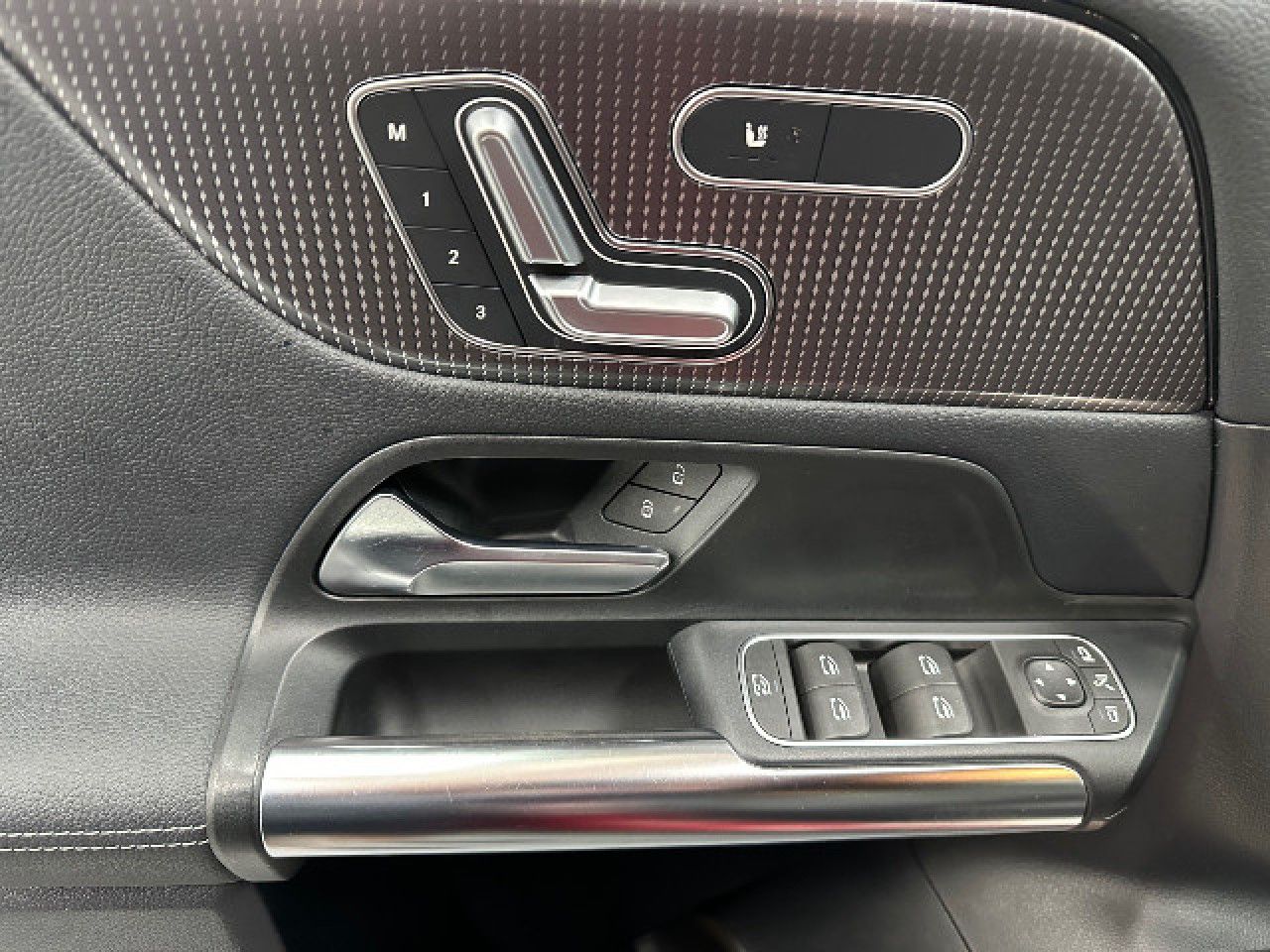 Fahrzeugbild 14 / 14