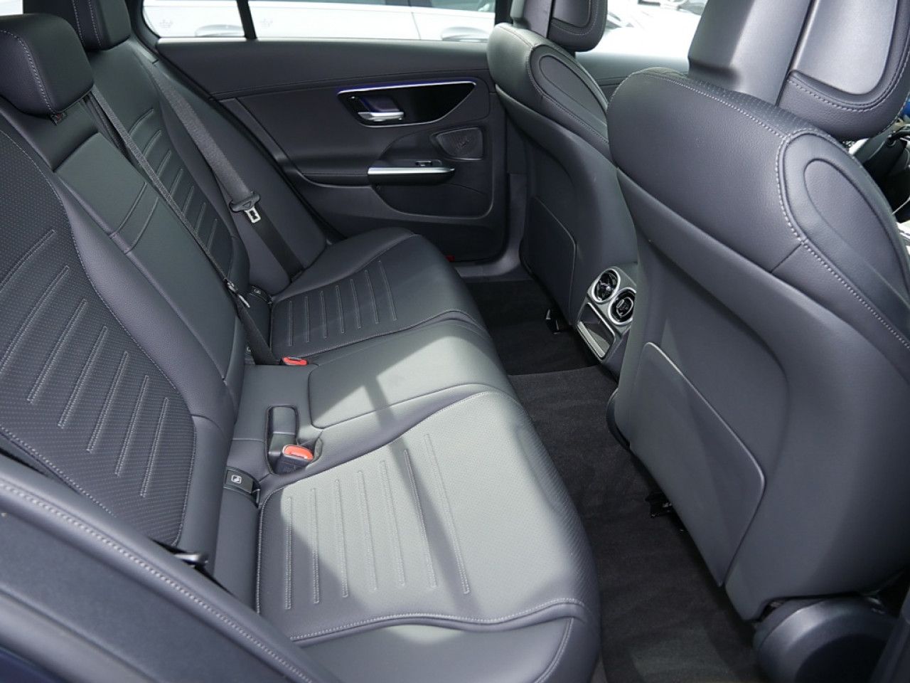 Mercedes-Benz C-Klasse – Bild 7