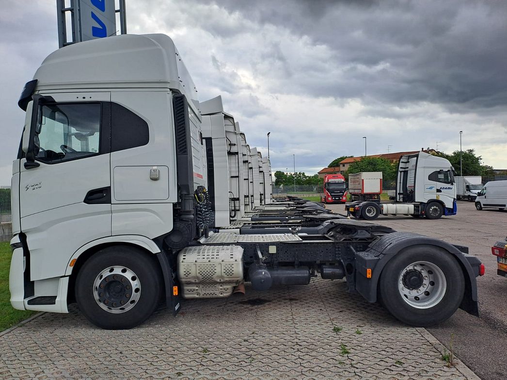 IVECO | AS440S51T/P