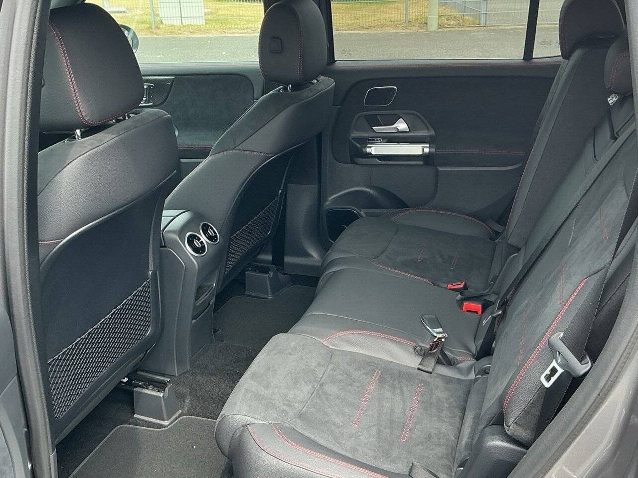 Mercedes-Benz GLB – Bild 13