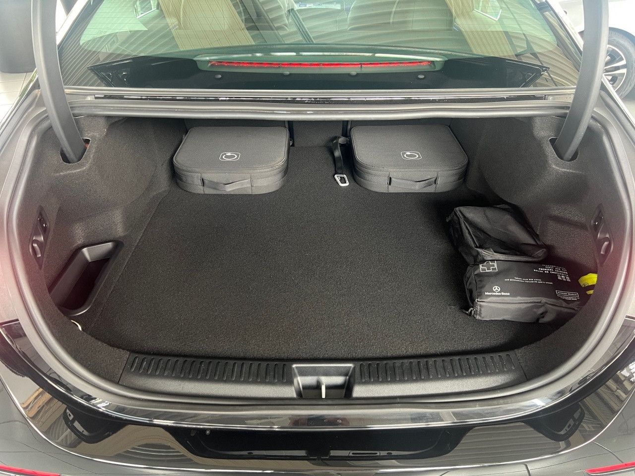 Mercedes-Benz E-Klasse – Bild 11