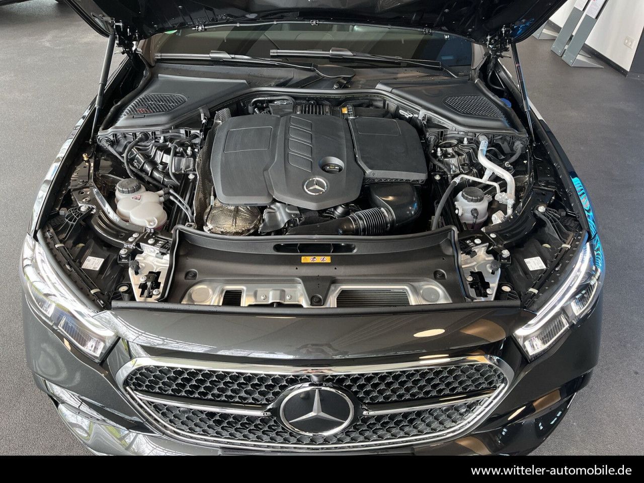 Mercedes-Benz E-Klasse – Bild 19