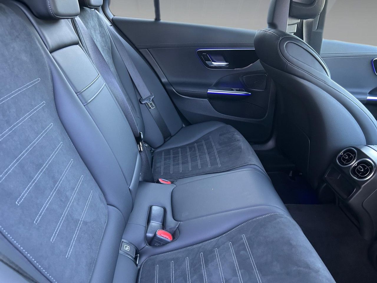 Mercedes-Benz C-Klasse – Bild 13
