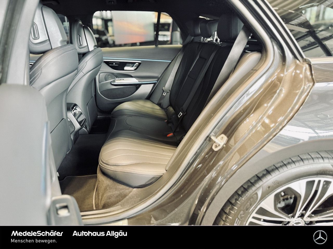 Mercedes-Benz E-Klasse – Bild 8