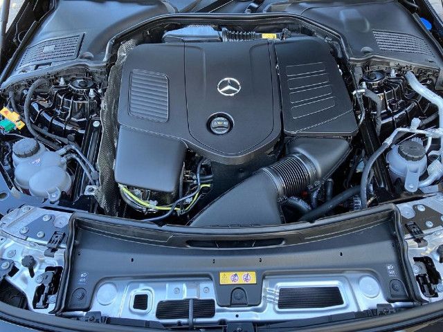 Mercedes-Benz CLE 300 Hybrid