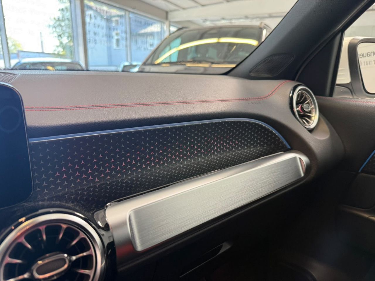 Mercedes-Benz EQB – Bild 25