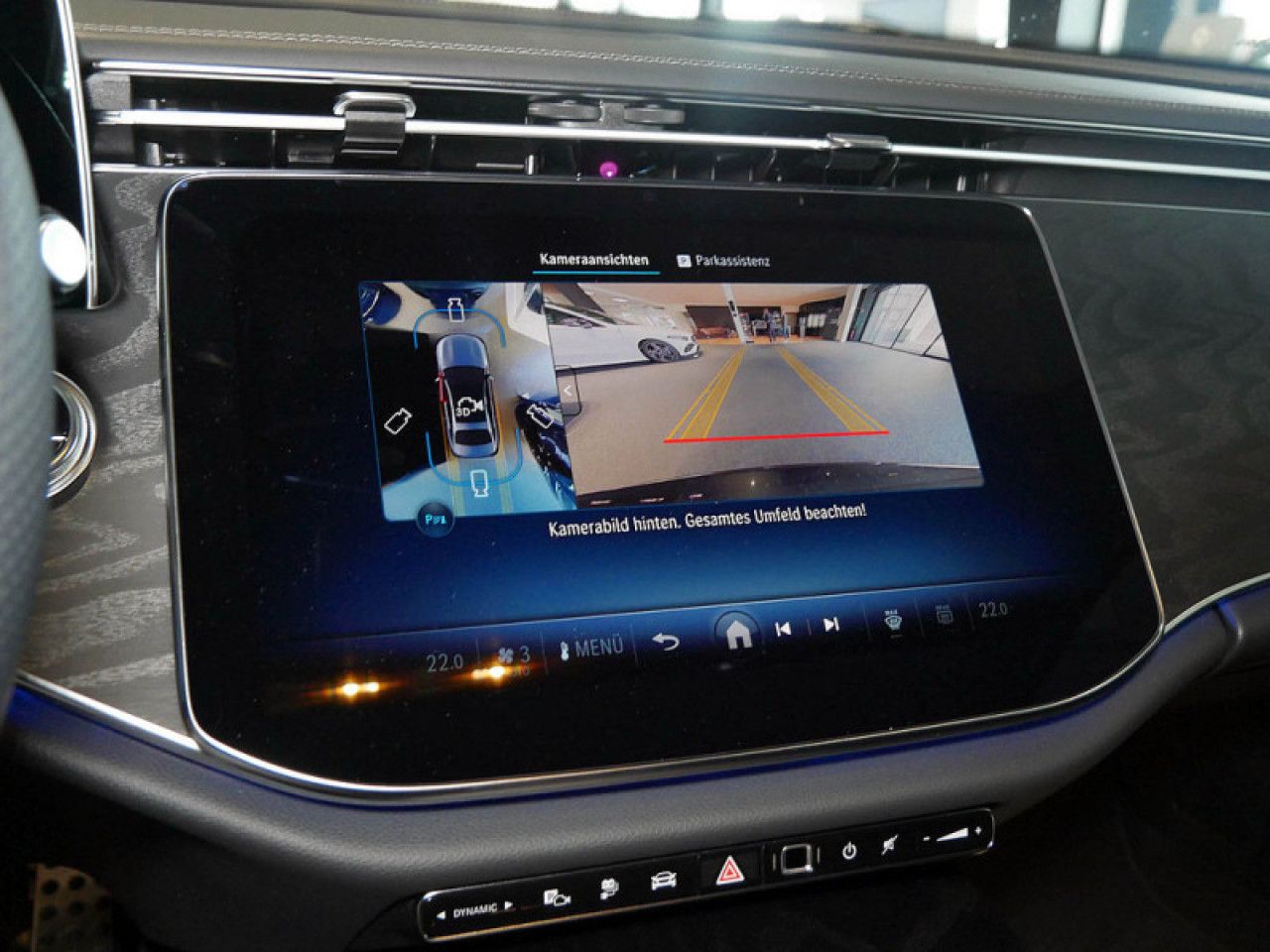 Mercedes-Benz E-Klasse – Bild 15