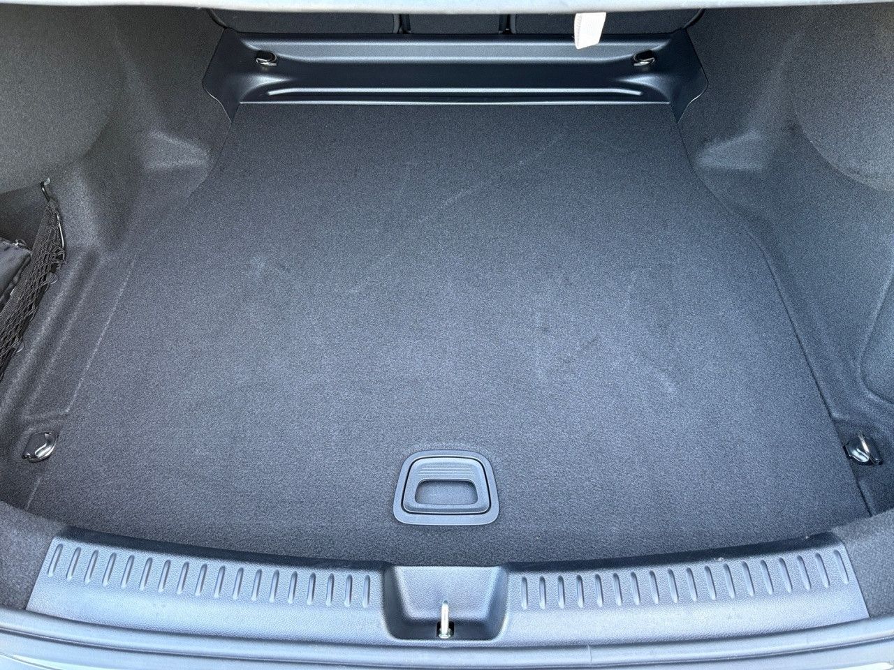 Mercedes-Benz E-Klasse – Bild 9