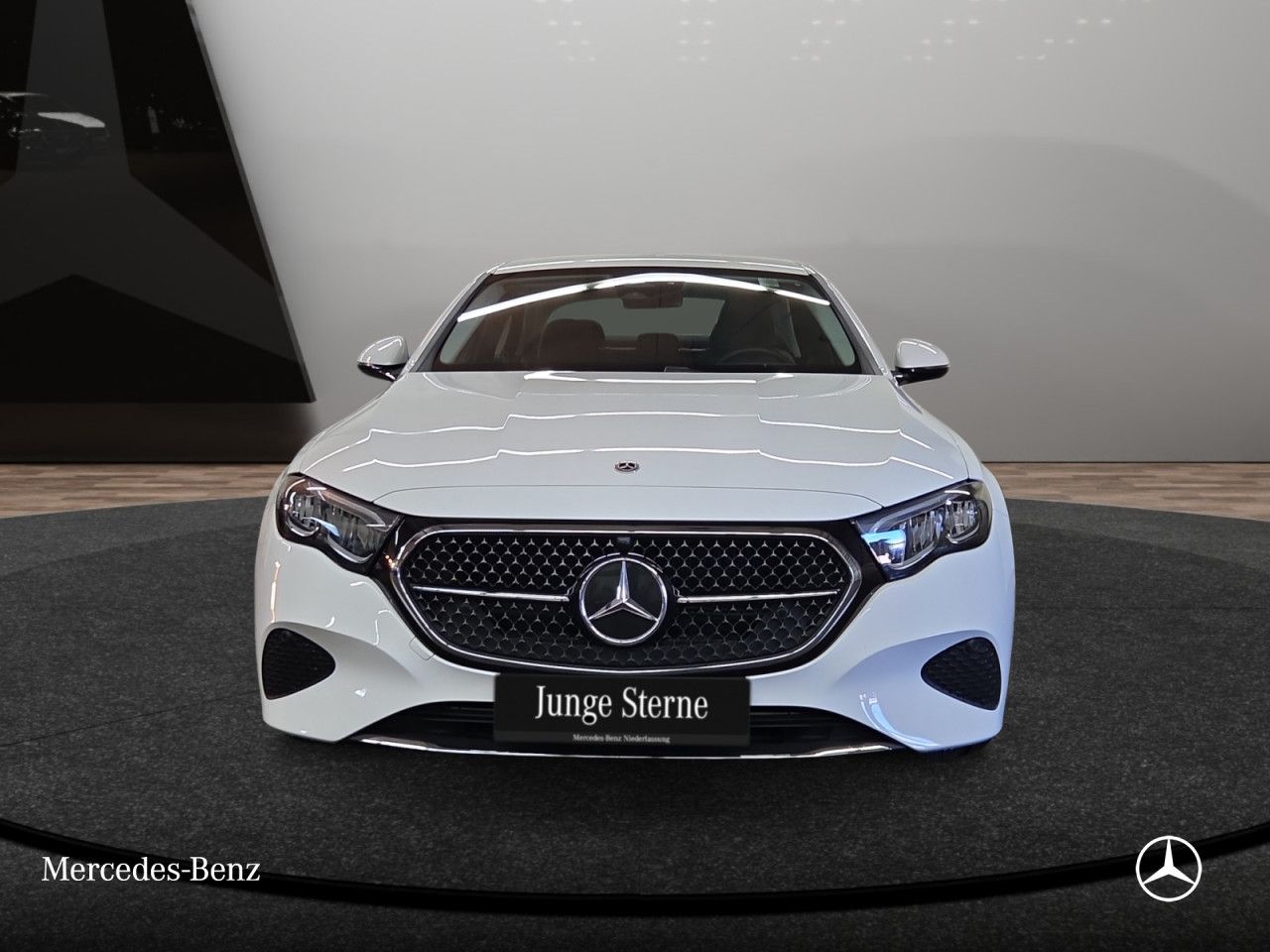 Mercedes-Benz E-Klasse – Bild 2