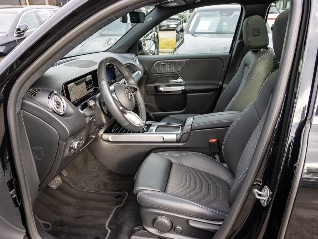 Fahrzeugbild 17 / 19