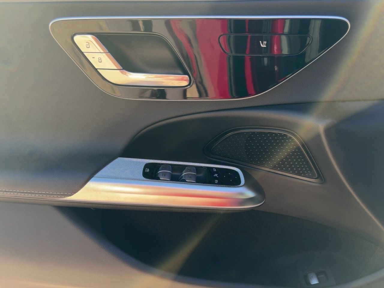 Mercedes-Benz E-Klasse – Bild 13