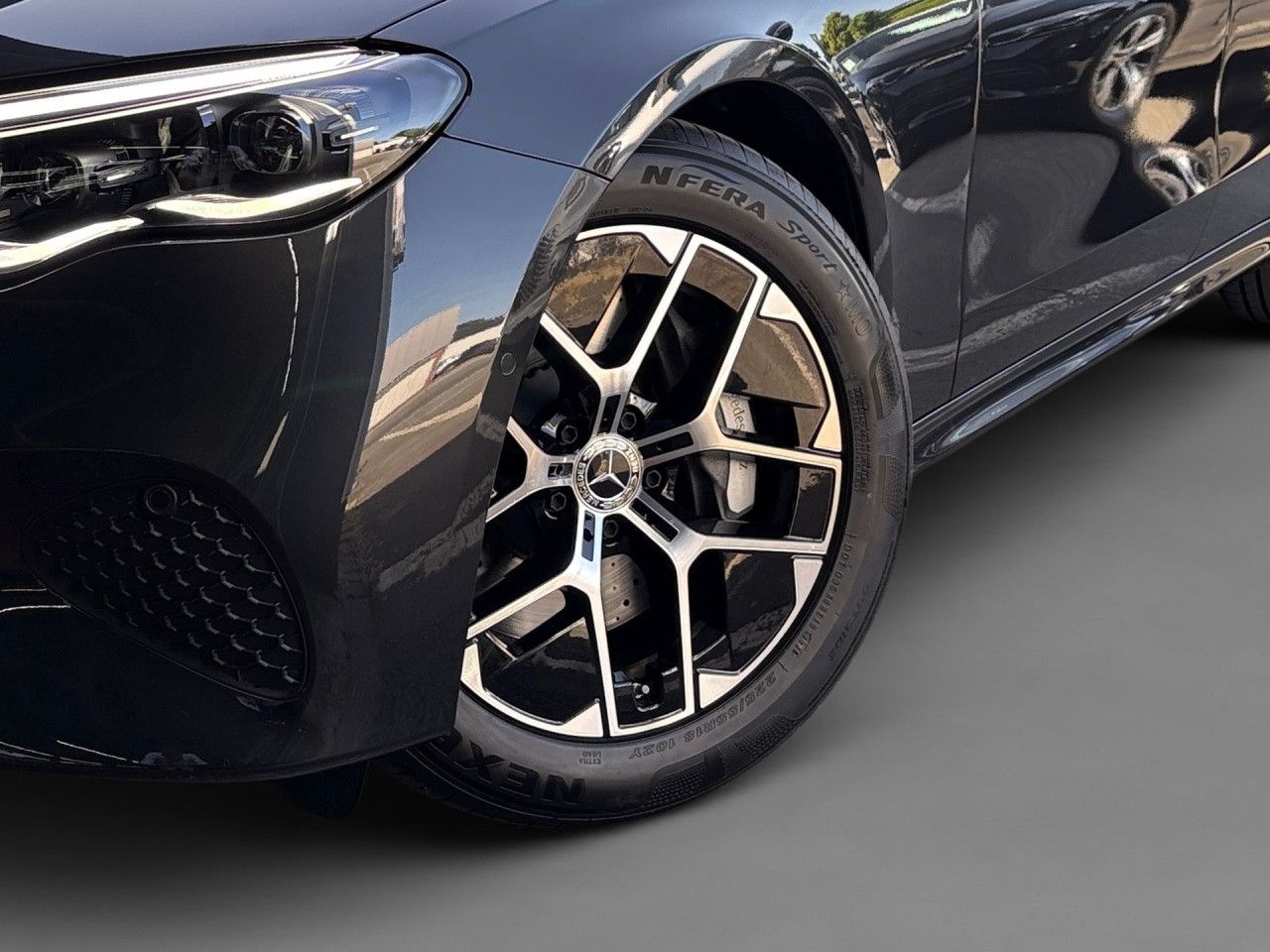 Mercedes-Benz E-Klasse – Bild 8