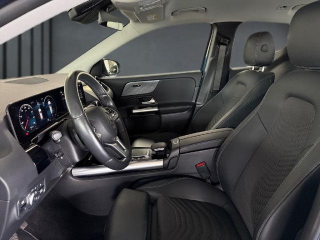 Mercedes-Benz GLA 220