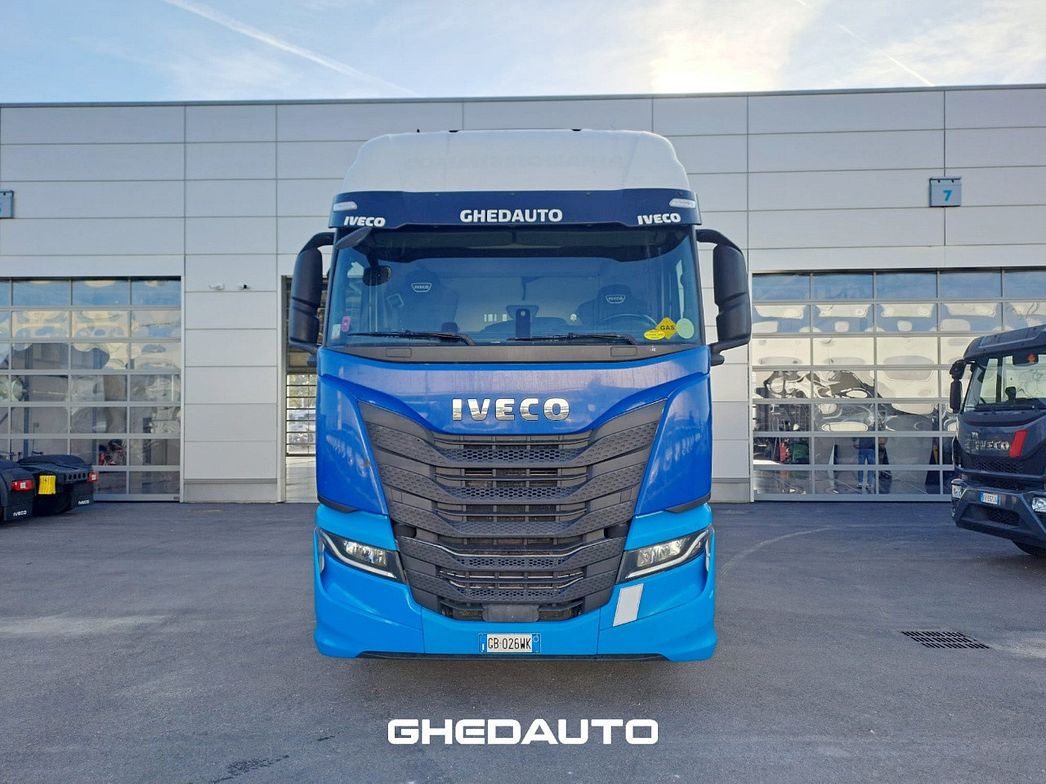 IVECO | TRATTORE IVECO S-WAY 460 LNG METANO