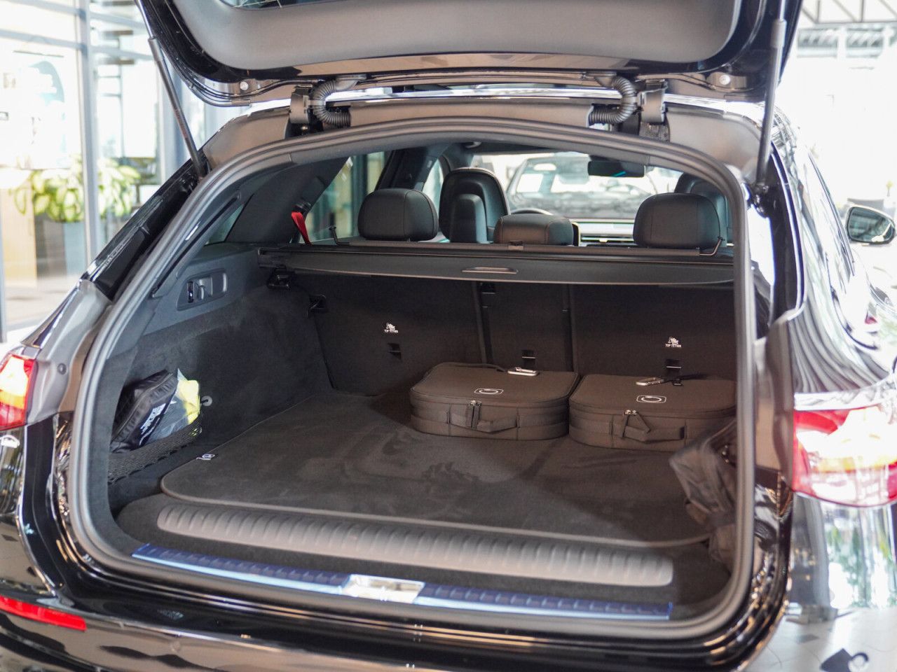 Mercedes-Benz E-Klasse – Bild 14