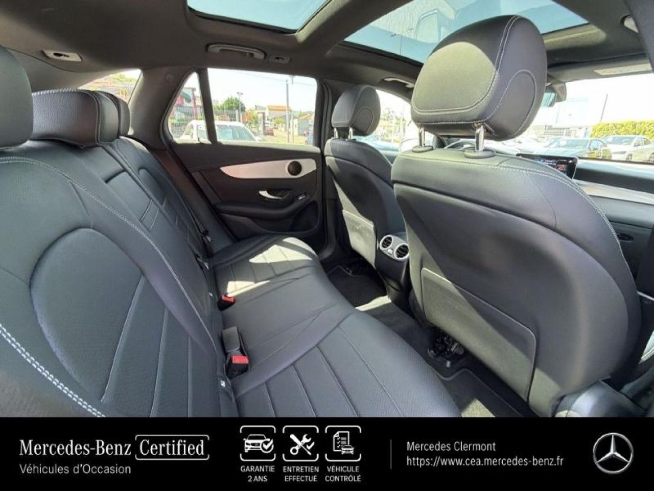 Photo du v&eacute;hicule 15 / 18