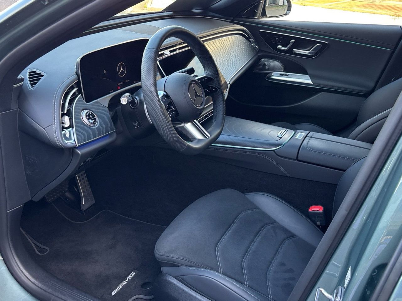 Mercedes-Benz E-Klasse – Bild 10