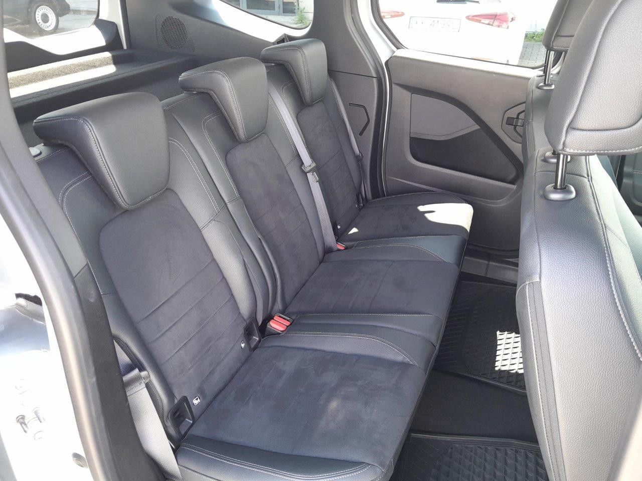 Zdj&eogon;cie pojazdu 13 / 17