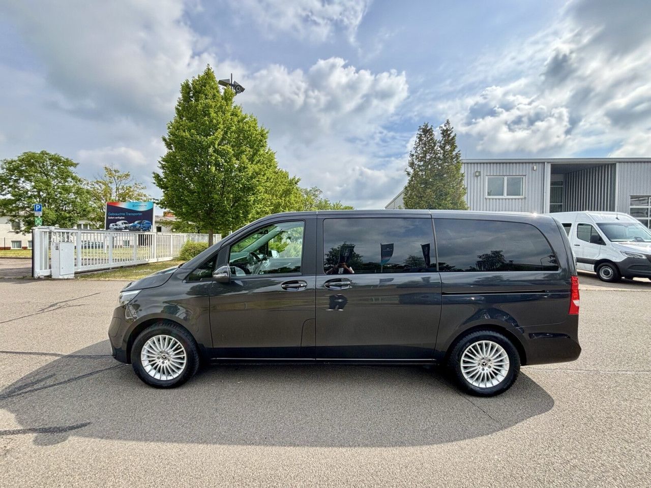 Mercedes-Benz EQV – Bild 9